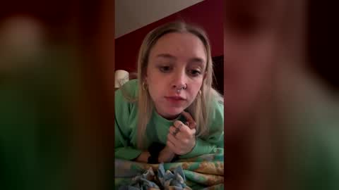 buggggy5 online show from March 22, 9:57 am