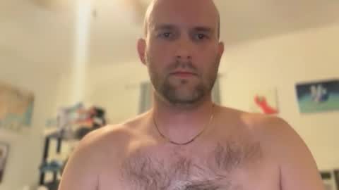 Snapshot of bumlover4567 chatting on October 29, 2:24 am bumlover4567 online show from October 29, 2:24 am