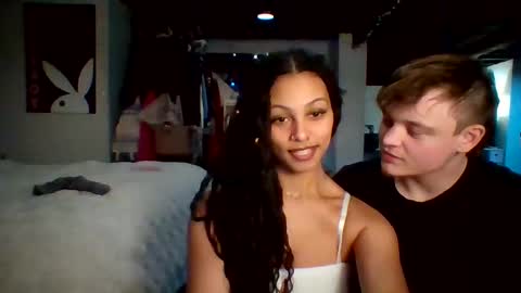 bunniandbyrdd online show from February 9, 3:22 am