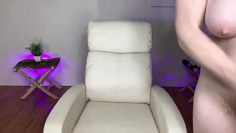 BUNNIE and THE DUDE TheLebowskis online show from October 5, 5:27 am