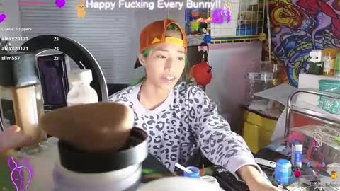 Tokki  bunny  online show from January 27, 5:03 am