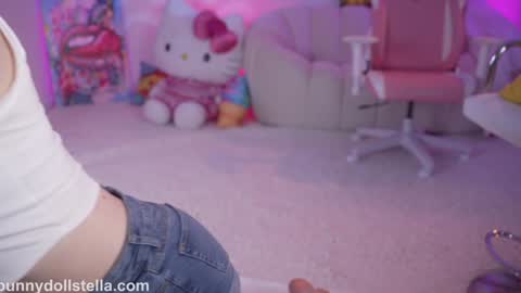 Stella online show from March 18, 10:26 pm