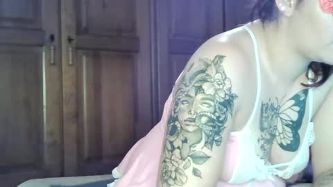 bunnyfox420 online show from January 25, 3:51 am