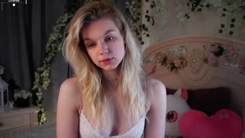 Jessica online show from November 3, 2:18 pm