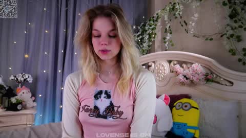 Jessica online show from February 17, 4:39 pm