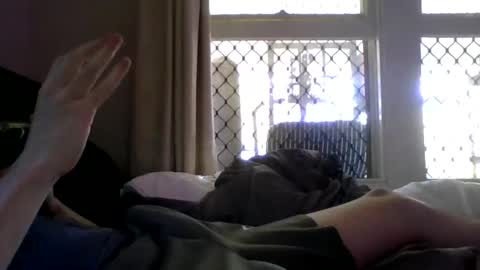 burnttoast04 online show from March 6, 1:26 am