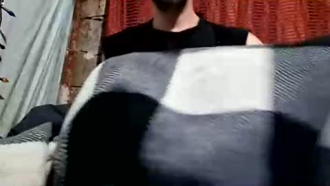 Buster18Hymen online show from October 25, 9:08 am