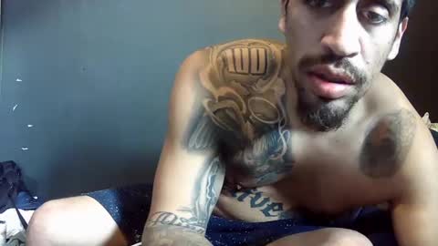 bustnfatloads2 online show from November 12, 5:15 pm