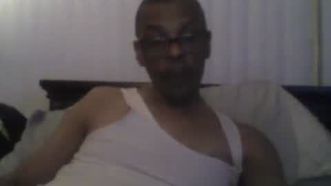 Busturgutzgd1 online show from December 2, 5:41 am