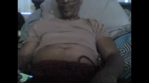 Busturgutzgd1 online show from December 25, 10:27 pm