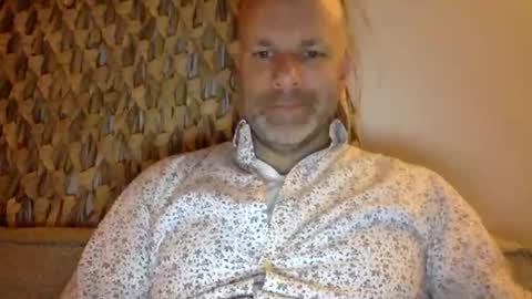 buurman1982isback online show from October 16, 9:35 pm