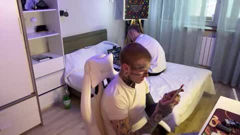 c10h15on online show from February 2, 7:27 am