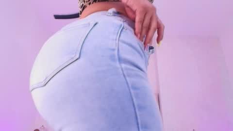 Carolina online show from March 26, 3:23 am