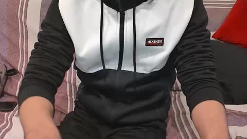 cachondo__23 online show from February 3, 7:18 pm