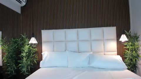 CailynBrown online show from November 11, 4:25 am