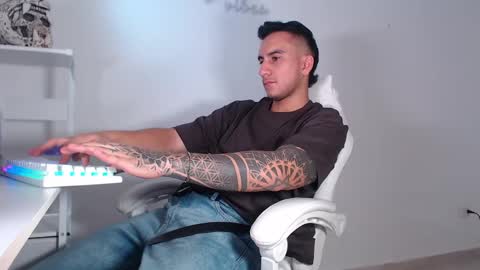 caishenx online show from May 7, 3:13 am