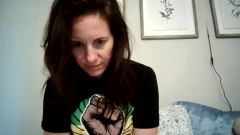 Snapshot of caitie__citrine chatting on October 28, 7:04 pm Caitie Citrine online show from October 28, 7:04 pm