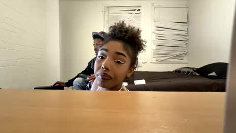 longjohns online show from April 8, 5:54 am