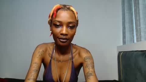 Snapshot of calin_3 chatting on September 13, 9:23 am calin online show from September 13, 9:23 am