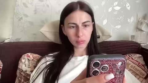 Anna online show from April 9, 6:30 am