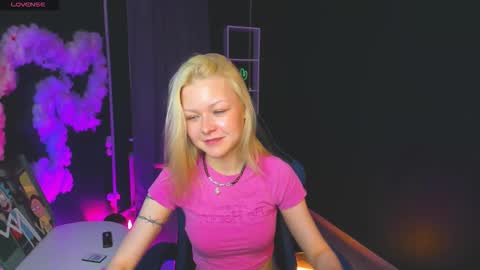 Robin online show from November 20, 11:20 am