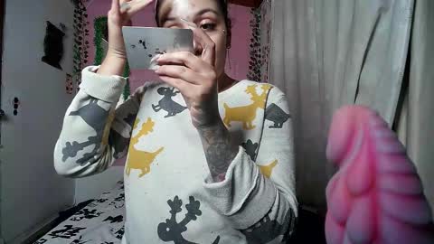 paula online show from February 5, 4:49 am