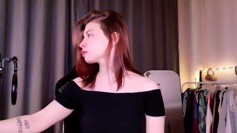 Frida online show from December 17, 8:32 am