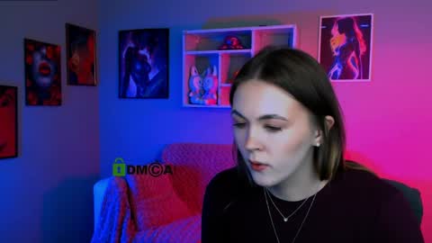 callmevivien online show from April 10, 12:10 pm