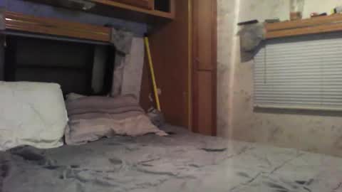 Sexy mama online show from November 1, 5:06 am