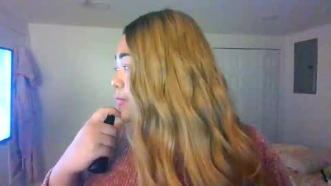 camzxoxox online show from December 4, 11:46 am