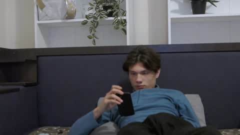 Calvin online show from January 18, 4:59 am