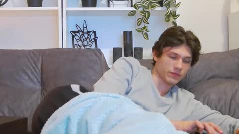 Calvin online show from March 7, 11:05 pm