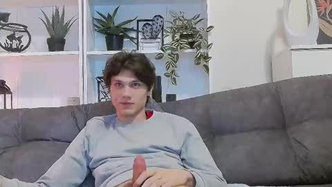 Calvin online show from March 10, 8:23 pm