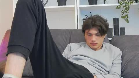 Calvin online show from March 7, 3:08 am