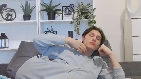 Calvin online show from February 26, 7:53 pm