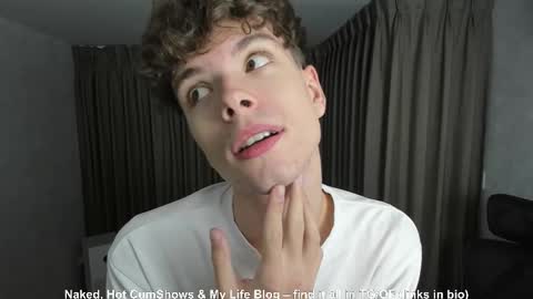 Hey I am Calvin  online show from October 26, 2:29 pm