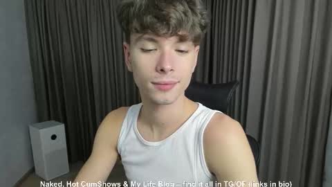 Snapshot of calvin_loves_you chatting on October 11, 2:22 pm Hey I am Calvin  online show from October 11, 2:22 pm