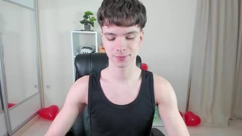 Snapshot of calvin_loves_you chatting on February 14, 7:23 pm Hey I am Calvin  online show from February 14, 7:23 pm