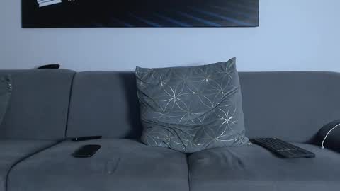 Calvin  online show from March 2, 11:09 pm