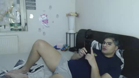 Calvinjohnlad online show from December 5, 7:11 pm