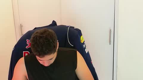 camara110 online show from December 2, 1:59 am