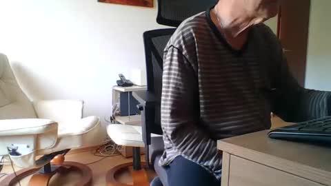 Snapshot of camcologne chatting on October 10, 9:26 am camcologne online show from October 10, 9:26 am