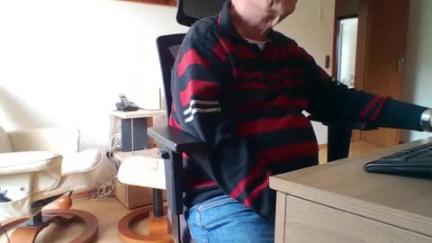 camcologne online show from February 9, 11:58 am