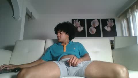 Stiven online show from December 5, 5:44 pm