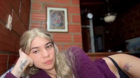 Camii online show from October 31, 2:45 am