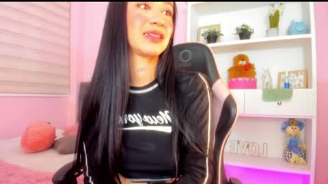 camila online show from April 10, 9:41 pm