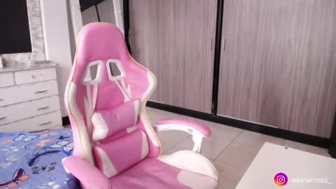 X IGcamiryan01 online show from October 14, 5:49 pm