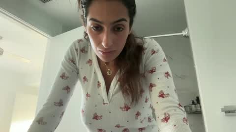 camiliakxoxo online show from November 2, 12:16 pm