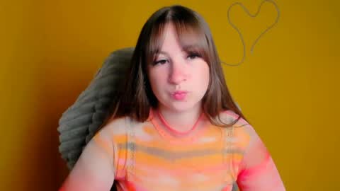 Camilla online show from June 17, 5:23 am