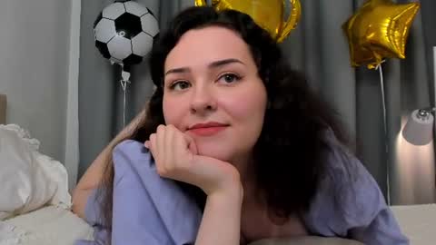 Camilla online show from June 26, 8:47 pm